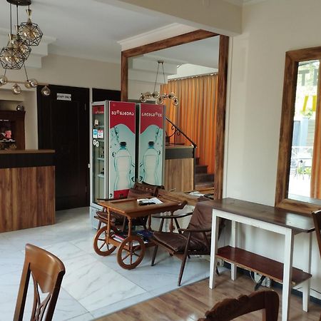 David Hotel Кутаиси Экстерьер фото