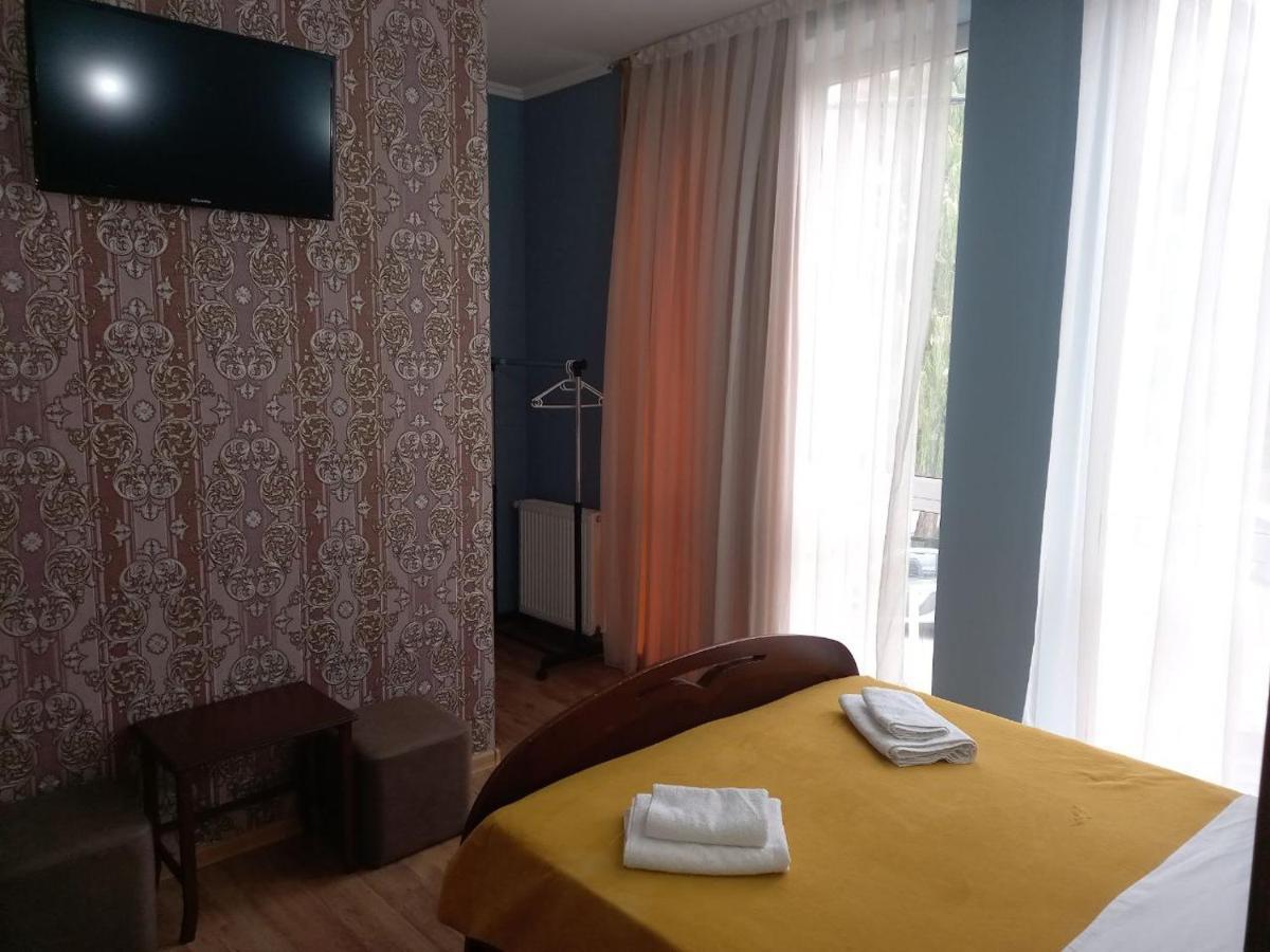David Hotel Кутаиси Экстерьер фото