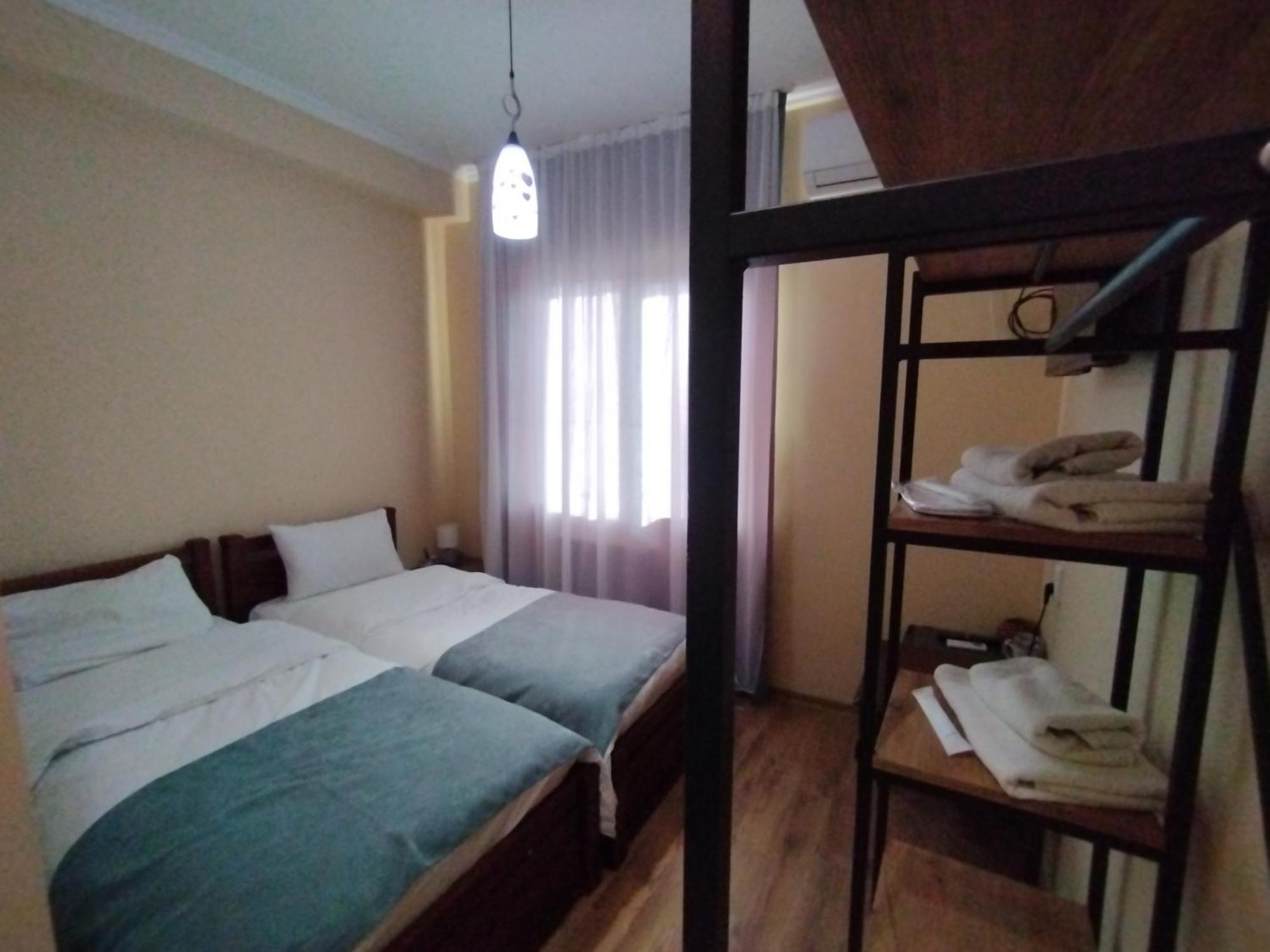 David Hotel Кутаиси Экстерьер фото