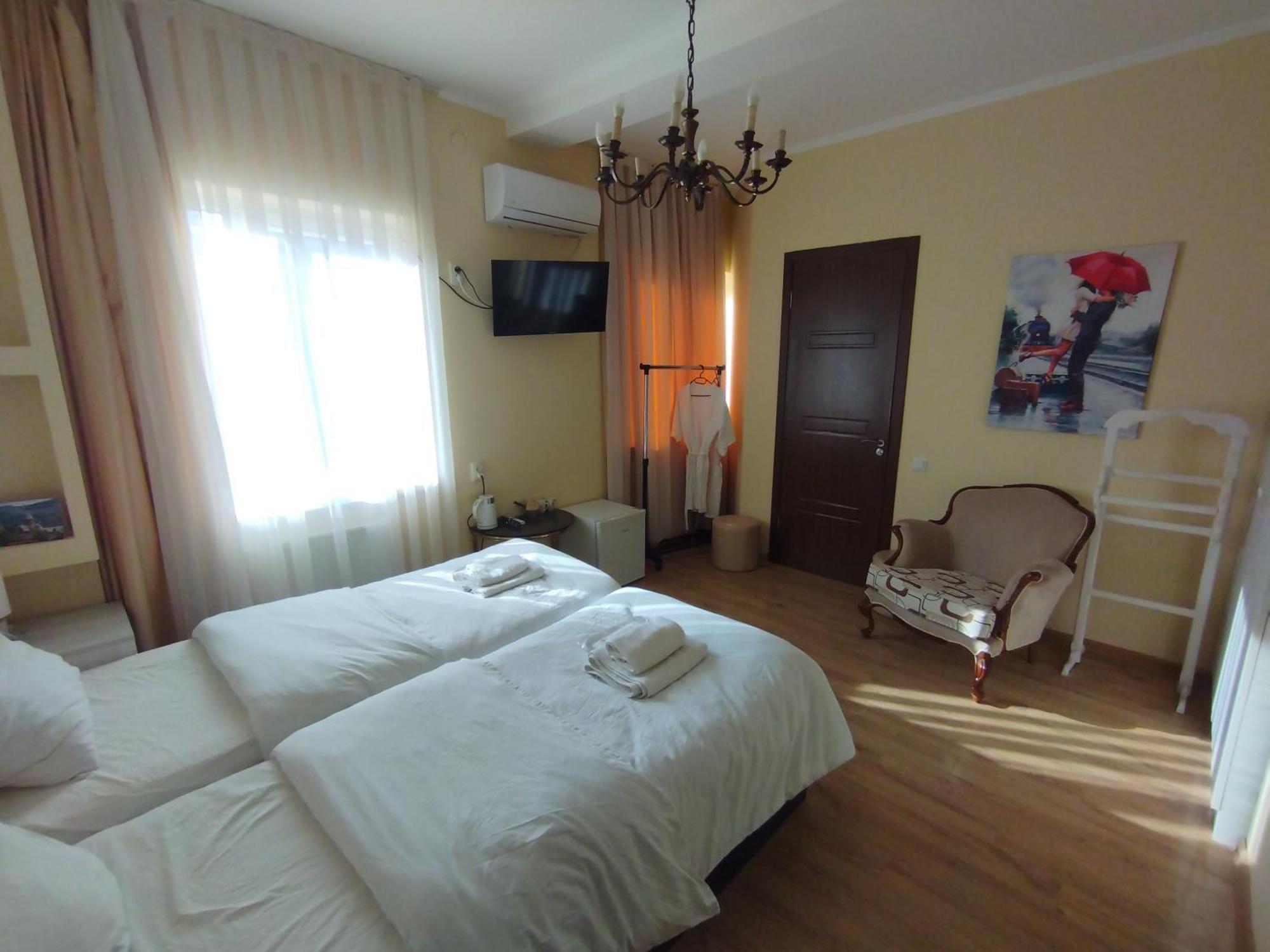 David Hotel Кутаиси Экстерьер фото