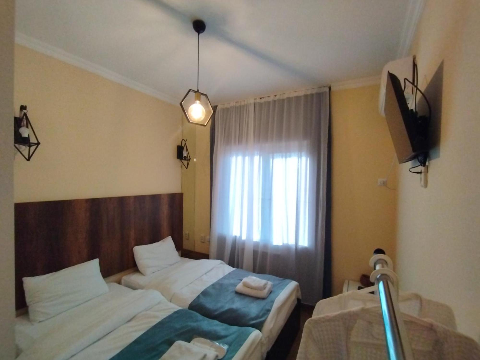 David Hotel Кутаиси Экстерьер фото