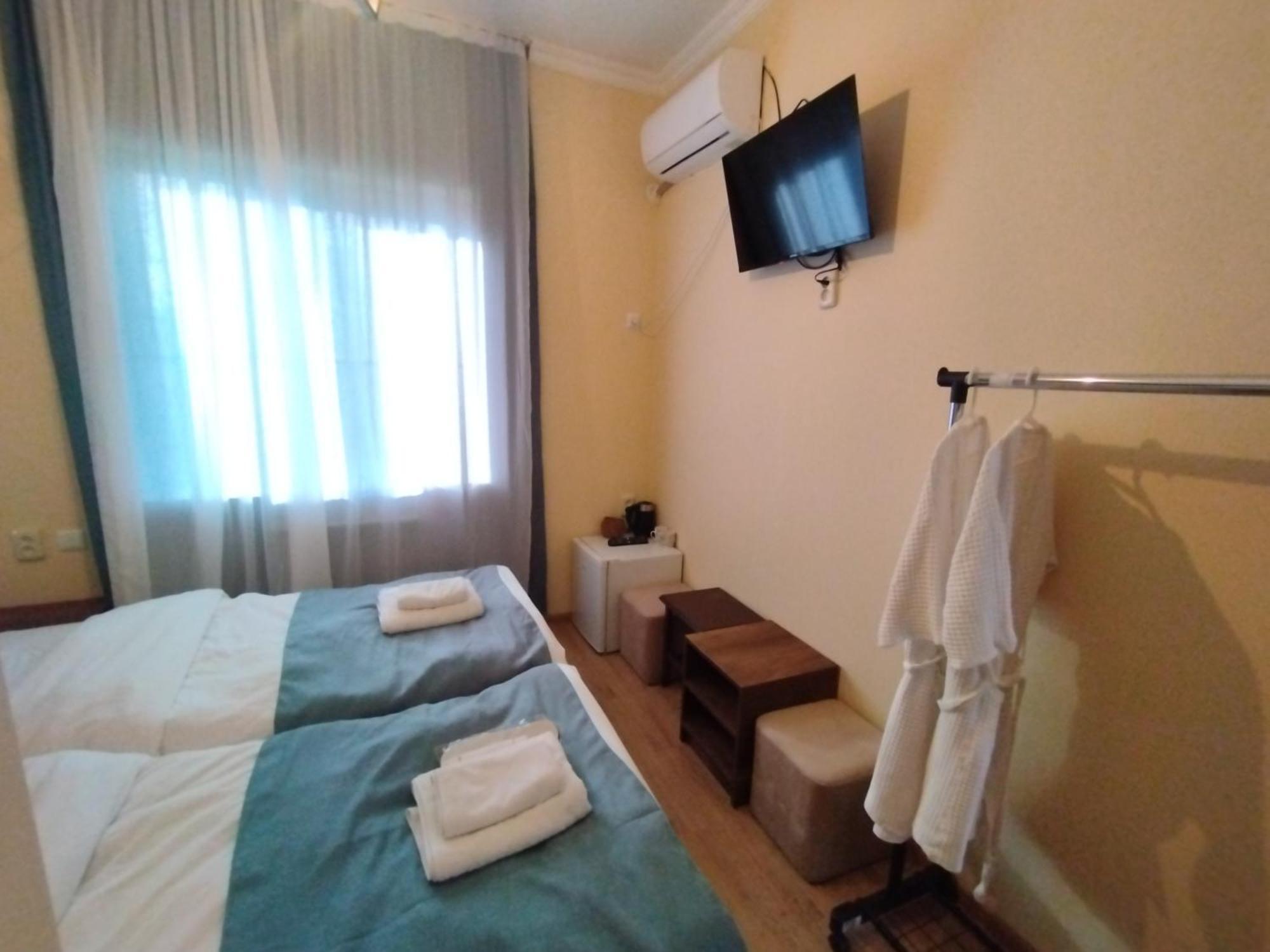 David Hotel Кутаиси Экстерьер фото